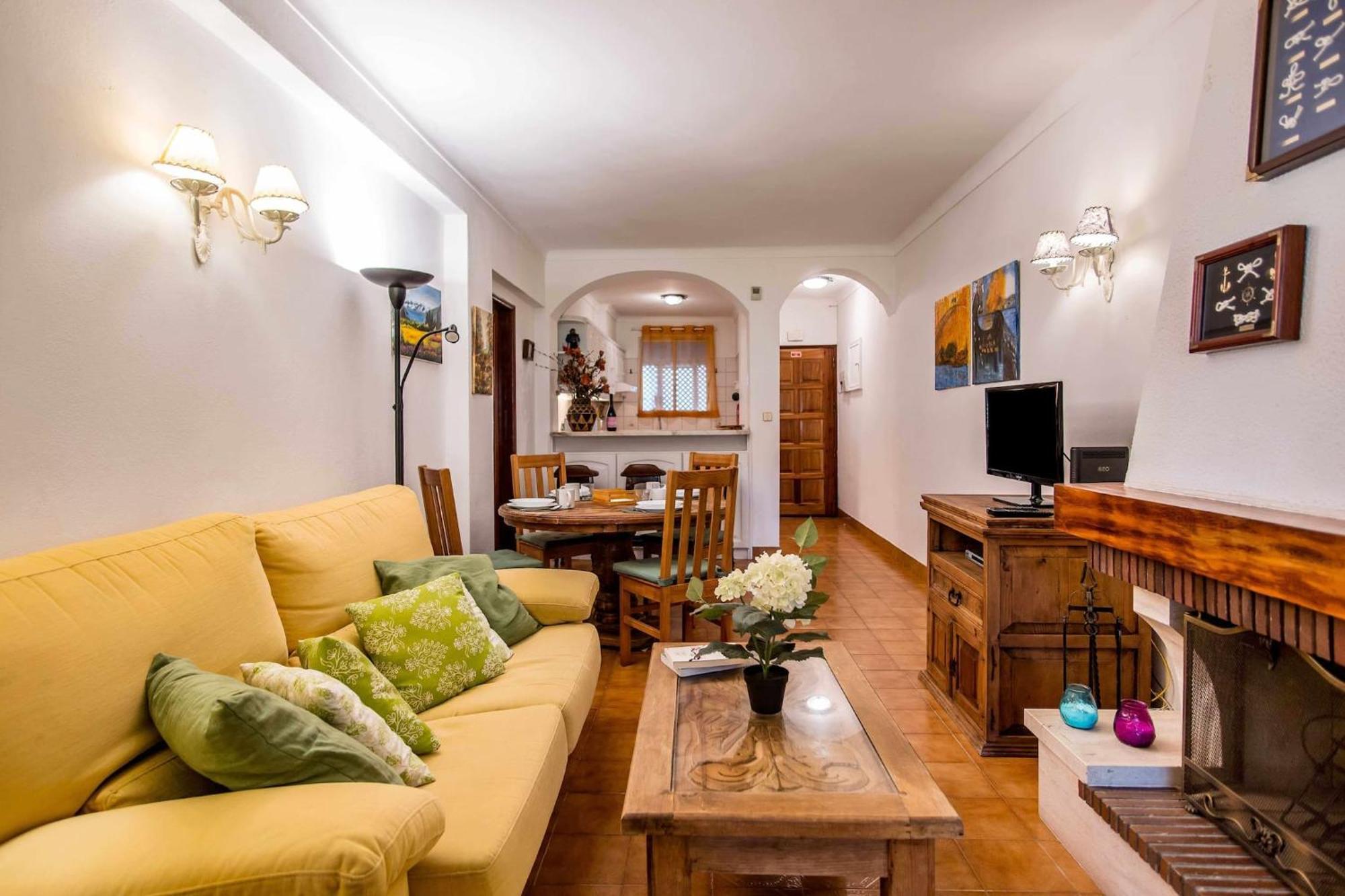Casa Falesia T2 - Garden View - 5 Min From The Beach - Wifi Ольюш-ди-Агуа  Экстерьер фото